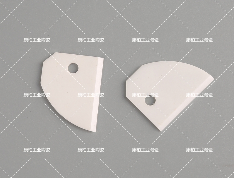 氧化鋁陶瓷是什么材料？導(dǎo)熱效果怎么樣？